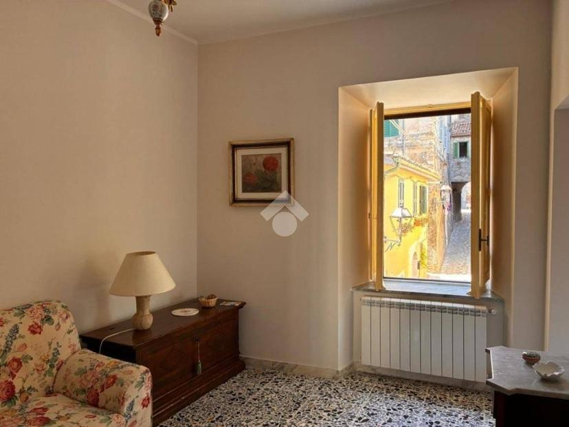 Trilocale piazza garibaldi, Centro, Selci — foto 21 di 25
