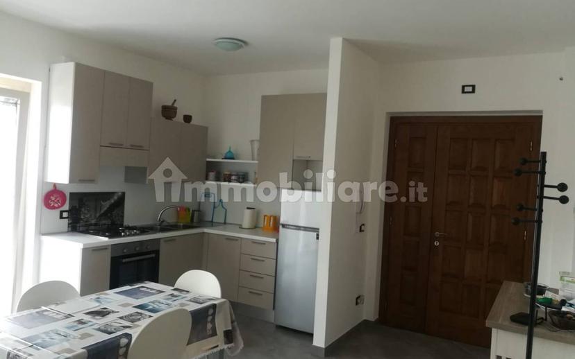 Stanza doppia piazza Rustici 12, L'Aquila
