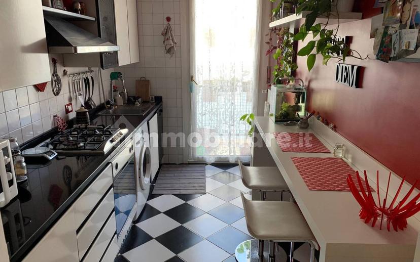 Trilocale via Pietro Bertolini 28, Viale Luzzatti, Treviso