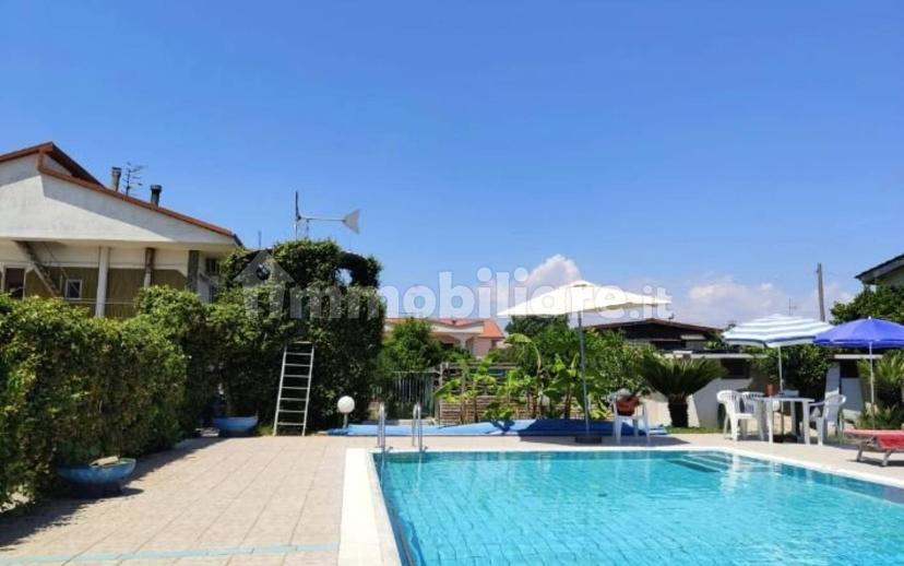 Villa bifamiliare viale Vincenzo Vela 18, Bagnara Destra Volturno, Castel Volturno — foto 6 di 12