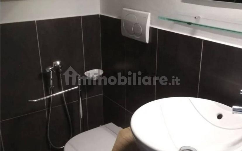 Attico piazza Catullo 5, Centro, Bardolino — foto 7 di 8