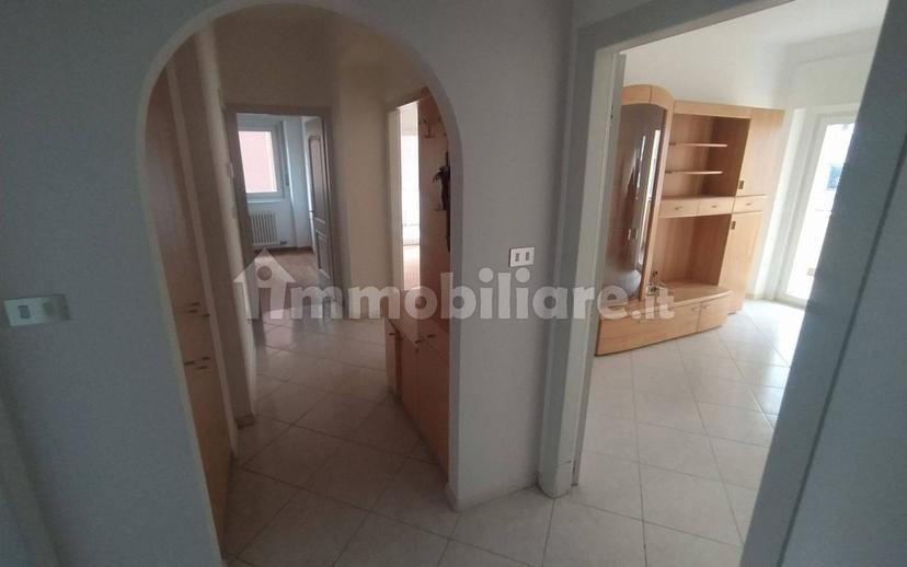Trilocale via Amba Alagi 31, Gries - San Quirino, Bolzano — foto 3 di 13