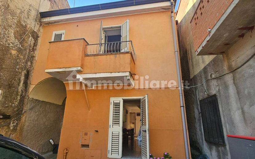 Trilocale Vico Primo Vittorio Emanuele 3, Centro, Satriano — foto 12 di 15