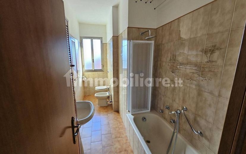 Trilocale via Ferrarese 209, Bolognina, Bologna