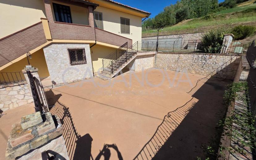 Villa bifamiliare, buono stato, 161 m², Penna Sant'Andrea — foto 14 di 38