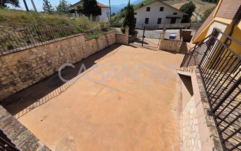 Villa bifamiliare, buono stato, 161 m², Penna Sant'Andrea — foto 27 di 38