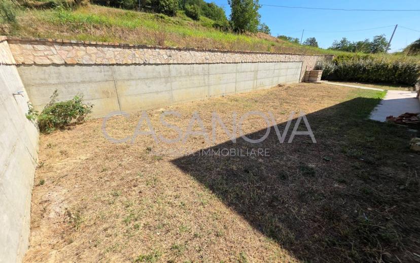 Villa bifamiliare, buono stato, 161 m², Penna Sant'Andrea — foto 13 di 38