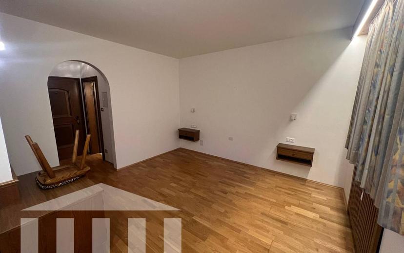 Trilocale buono stato, Centro, Caldaro sulla Strada del Vino — foto 16 di 26