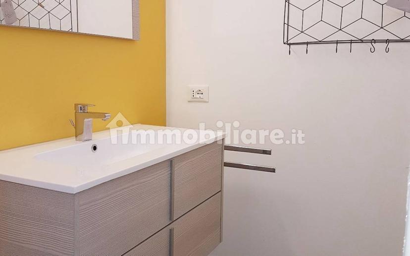 Stanza doppia via Emanuele Filiberto 4, Macerata — foto 6 di 9