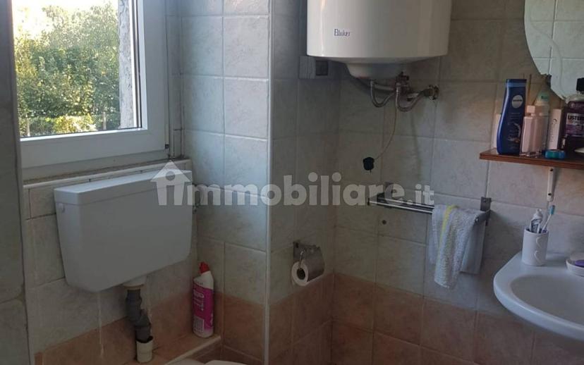 Bilocale via Vittorio Emanuele II 36, Centro, Lurate Caccivio — foto 12 di 14