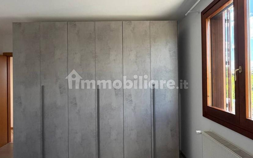 Trilocale via Roma 1, Centro, Pravisdomini