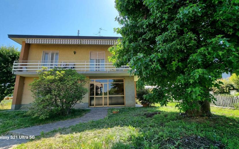 Villa bifamiliare via Enrico Toti, Cirimido — foto 7 di 10