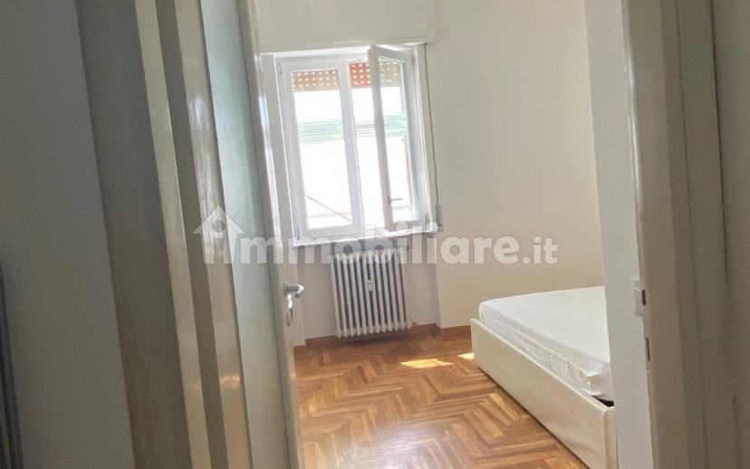 Stanza doppia viale Mosè Bianchi 10, Carate Brianza — foto 7 di 10