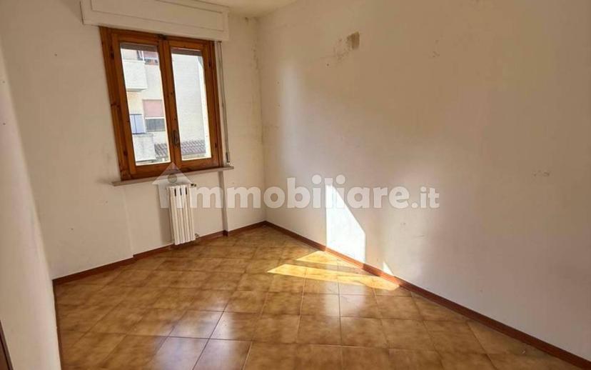 Trilocale buono stato, primo piano, Castagneto Carducci — foto 17 di 18