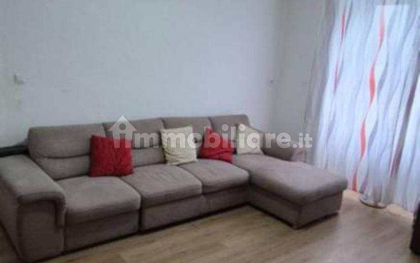 Trilocale viale Monte Grappa 35, Centro, Feltre — foto 2 di 15
