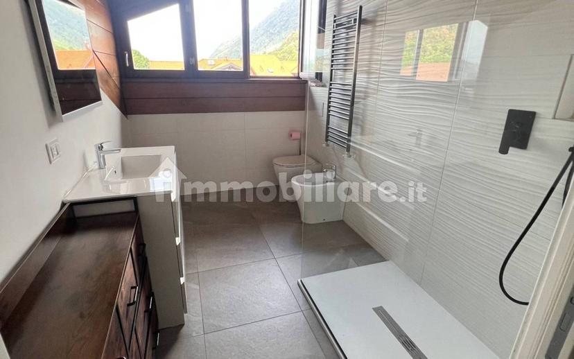 Bilocale via Torino 6, Centro, Cittiglio — foto 3 di 10