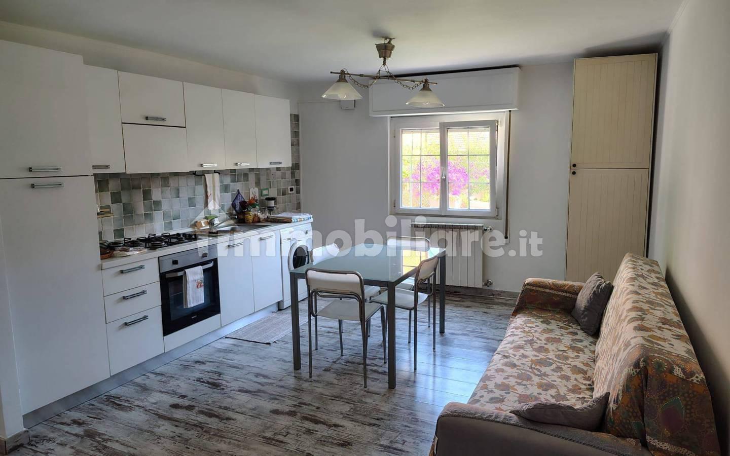 Appartamento in villa via Firenze 1, Villapiana, La Rusca, Via Mignone, Savona