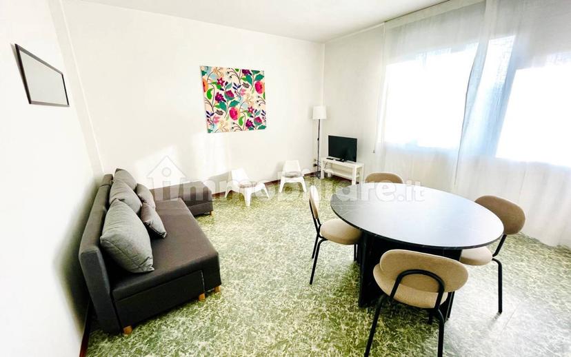 Bilocale via San Giovanni Bosco, Centro, Schio — foto 2 di 11