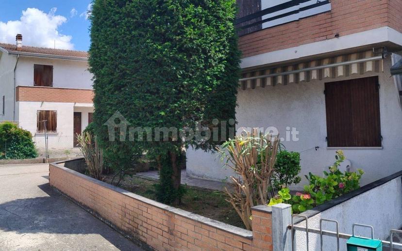 Villa a schiera via Giuseppe Mazzini 25, Centro, Poggio Rusco — foto 4 di 17