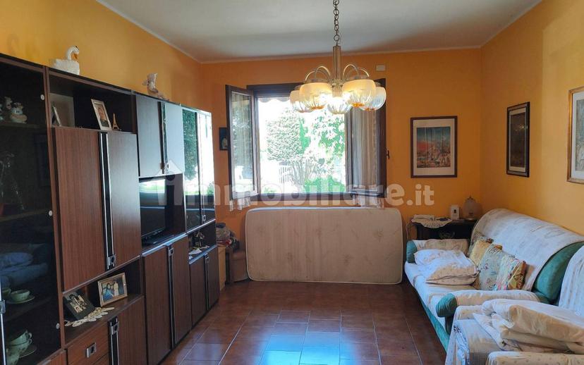 Villa a schiera via Giuseppe Mazzini 25, Centro, Poggio Rusco — foto 10 di 17