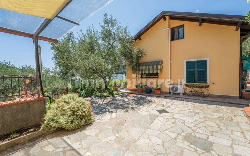 Villa unifamiliare, ottimo stato, 147 m², Centro, Pontedassio — foto 35 di 49