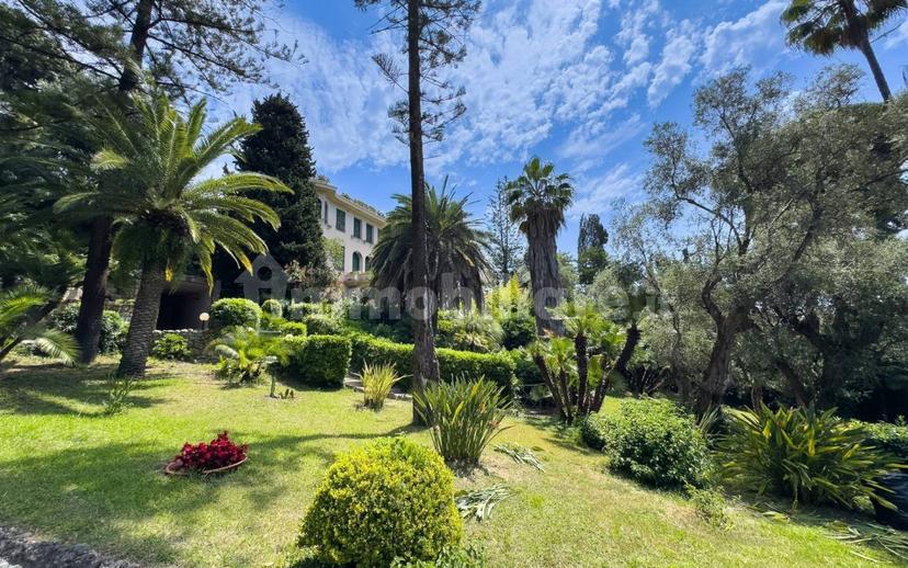 Trilocale buono stato, piano terra, Via Romana, Bordighera — foto 6 di 29