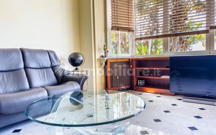 Trilocale buono stato, piano terra, Via Romana, Bordighera — foto 7 di 29