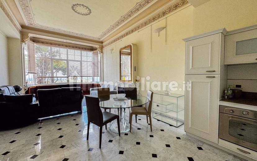 Trilocale buono stato, piano terra, Via Romana, Bordighera — foto 10 di 29