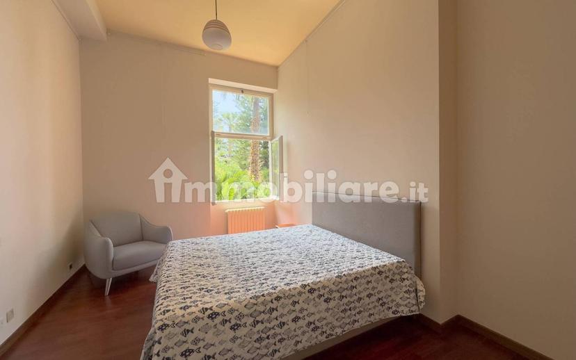 Trilocale buono stato, piano terra, Via Romana, Bordighera — foto 14 di 29