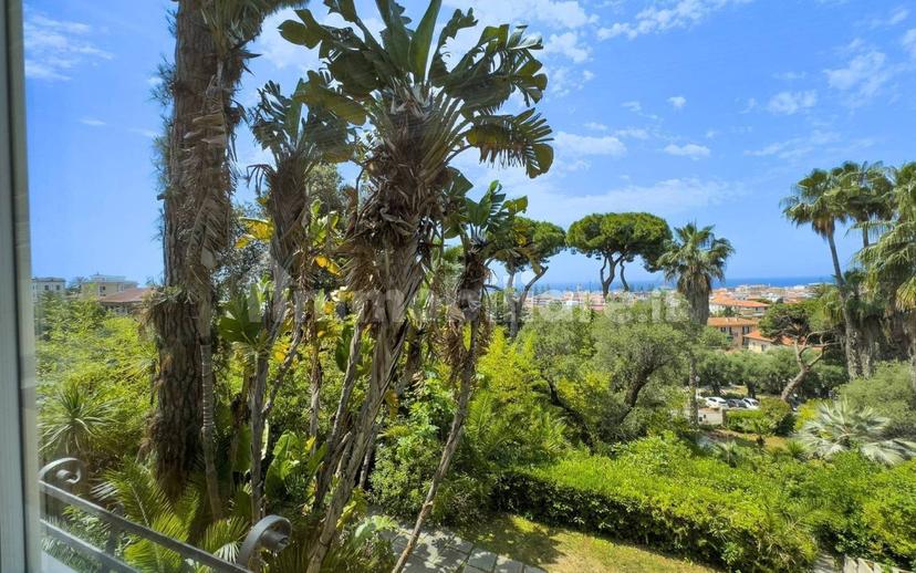 Trilocale buono stato, piano terra, Via Romana, Bordighera — foto 21 di 29