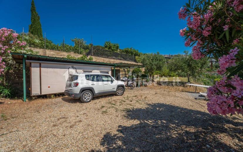 Villa unifamiliare, buono stato, 24 m², Centro, Cipressa — foto 4 di 30