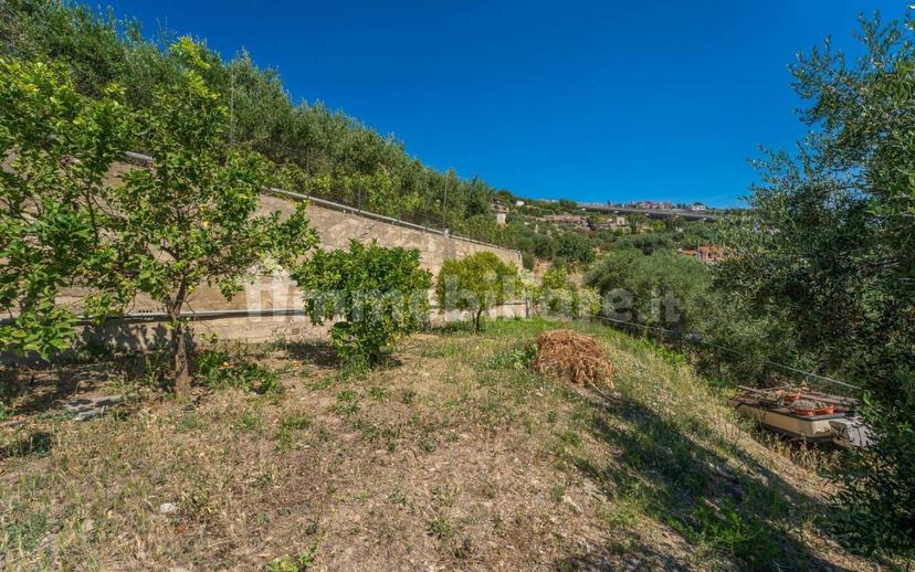 Villa unifamiliare, buono stato, 24 m², Centro, Cipressa — foto 13 di 30