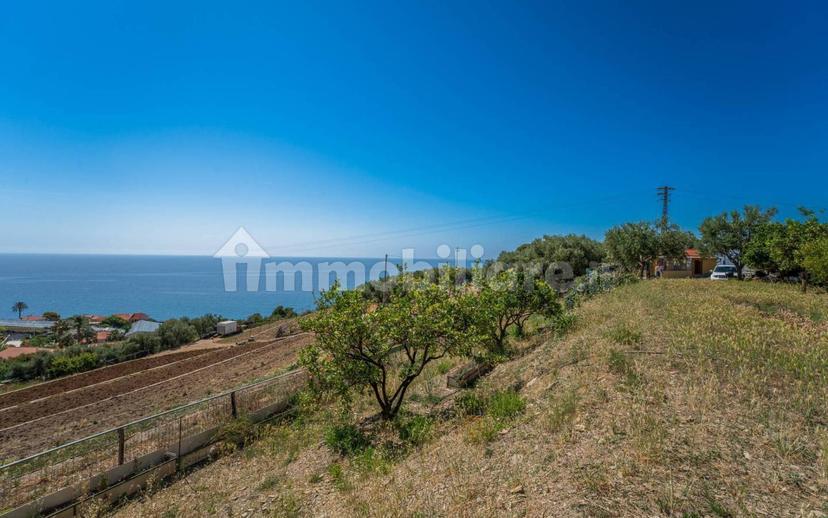 Villa unifamiliare, buono stato, 24 m², Centro, Cipressa — foto 8 di 30