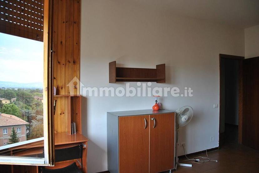 Stanza in affitto in appartamento via Papa Giovanni, Reggio Emilia — foto 6 di 13