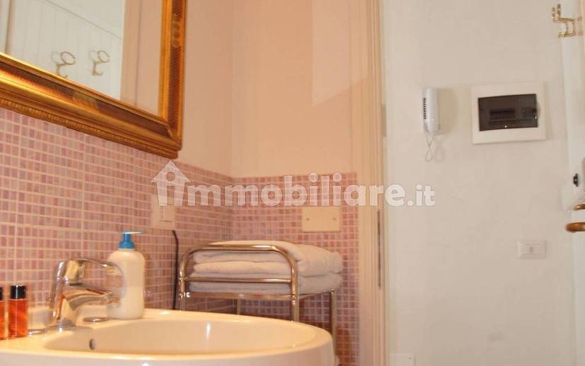 Monolocale via Panciroli, Centro Storico, Reggio Emilia — foto 7 di 11