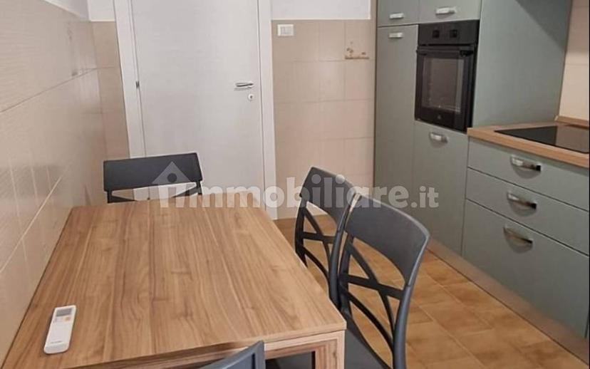 Stanza doppia via Giacinto Menotti Serrati 13A, Terni — foto 8 di 20