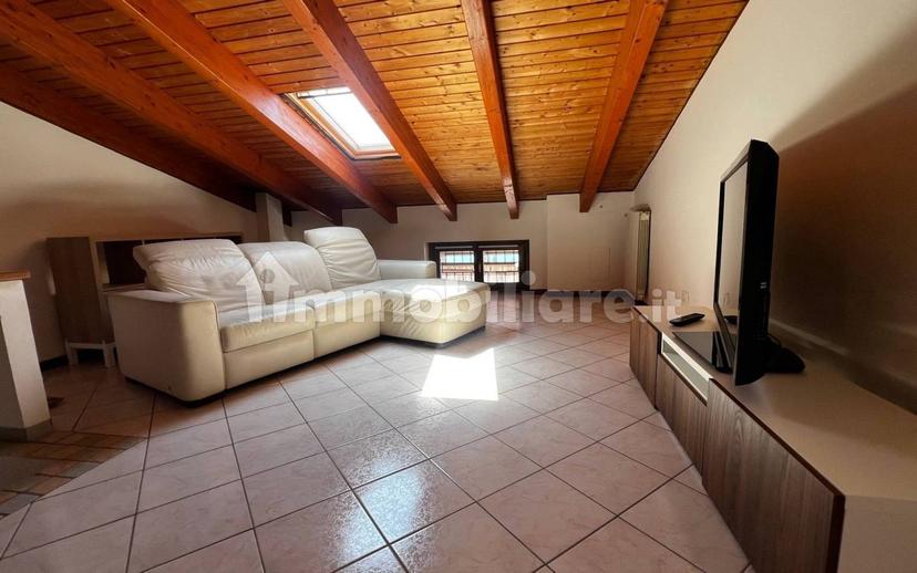 Trilocale via Ronco 56, Centro, Sale Marasino — foto 10 di 10