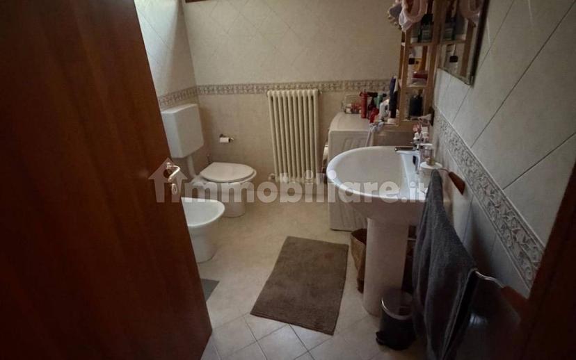 Trilocale via Roberto Ghidoni 2, Quattro Castella — foto 4 di 11