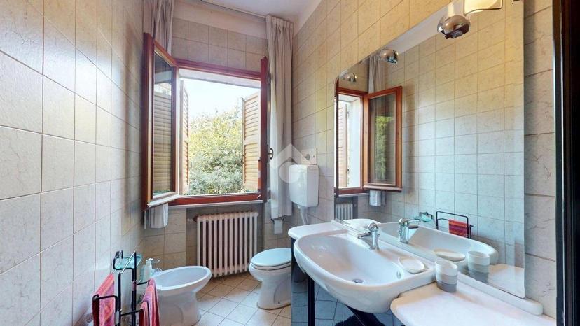 Villa bifamiliare via IV Novembre 15, Cento Paese, Cento — foto 15 di 44