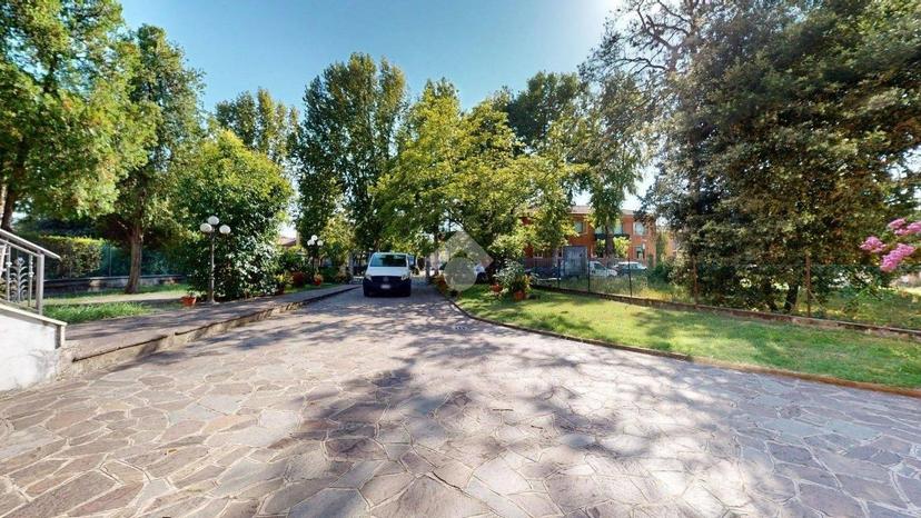 Villa bifamiliare via IV Novembre 15, Cento Paese, Cento — foto 31 di 44