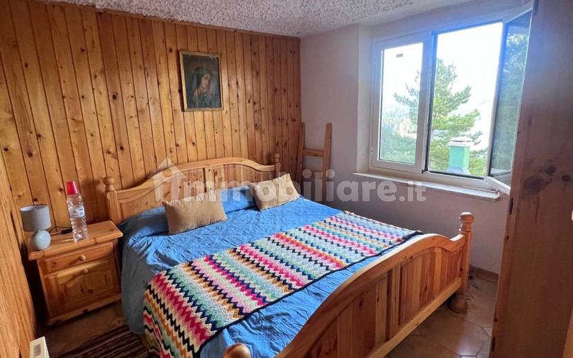 Quadrilocale viale Pian del Sole 41, Caprara, Cotronei — foto 3 di 9