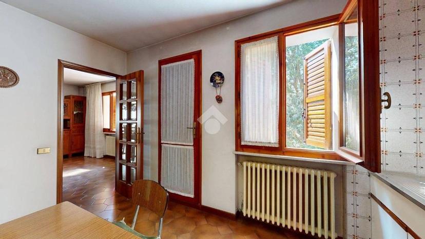 Villa bifamiliare via IV Novembre 15, Cento Paese, Cento — foto 18 di 44