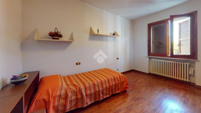 Villa bifamiliare via IV Novembre 15, Cento Paese, Cento — foto 10 di 44