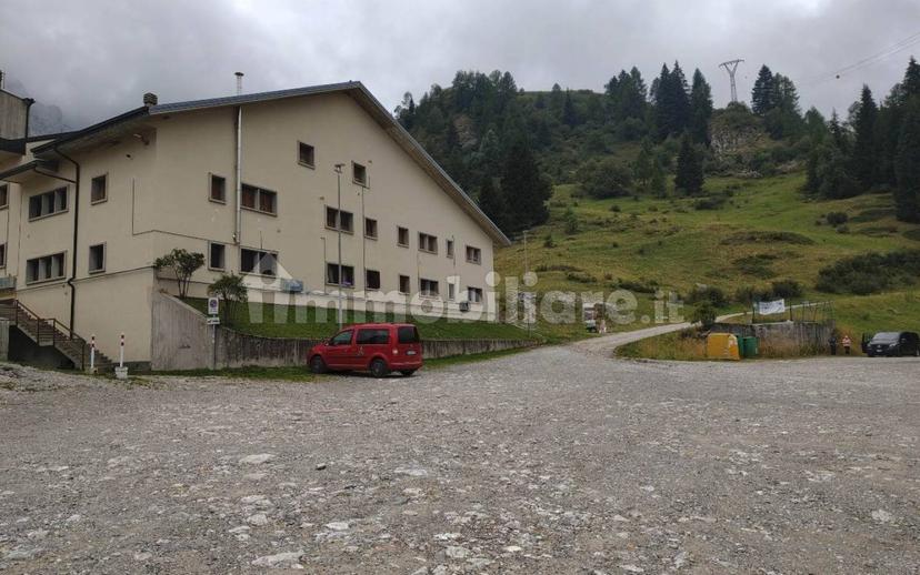 Bilocale buono stato, piano rialzato, Valleve
