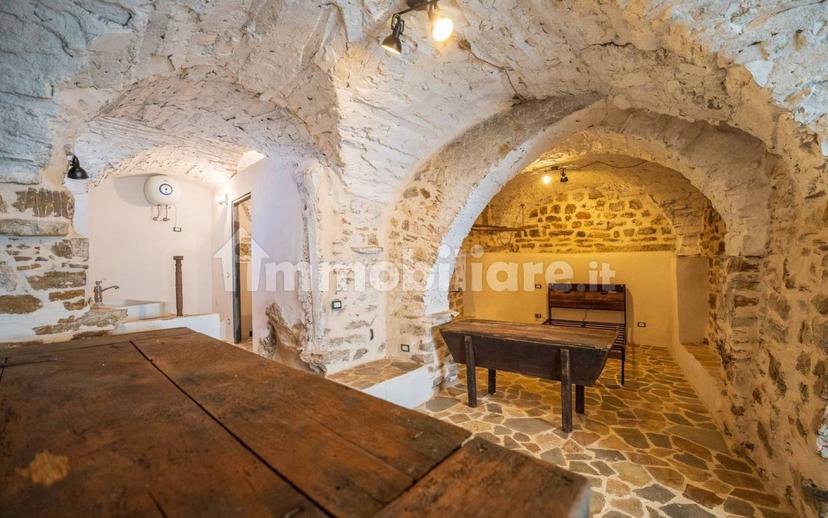 Monolocale ottimo stato, piano terra, Centro, Cipressa — foto 20 di 31