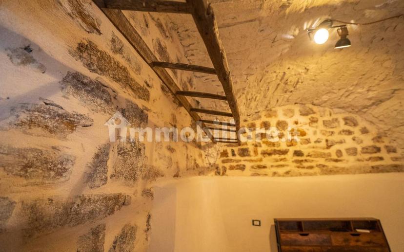Monolocale ottimo stato, piano terra, Centro, Cipressa — foto 26 di 31
