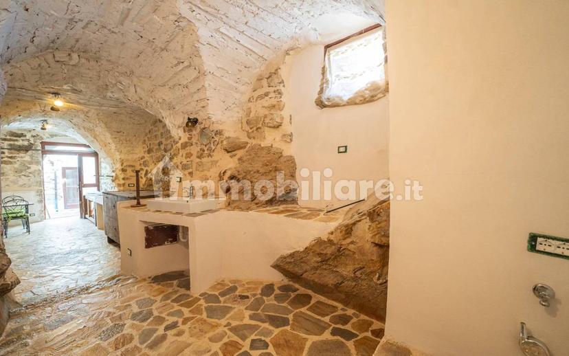 Monolocale ottimo stato, piano terra, Centro, Cipressa — foto 15 di 31