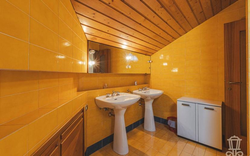 Villa unifamiliare, da ristrutturare, 531 m², Basovizza - Trebiciano, Trieste — foto 3 di 18