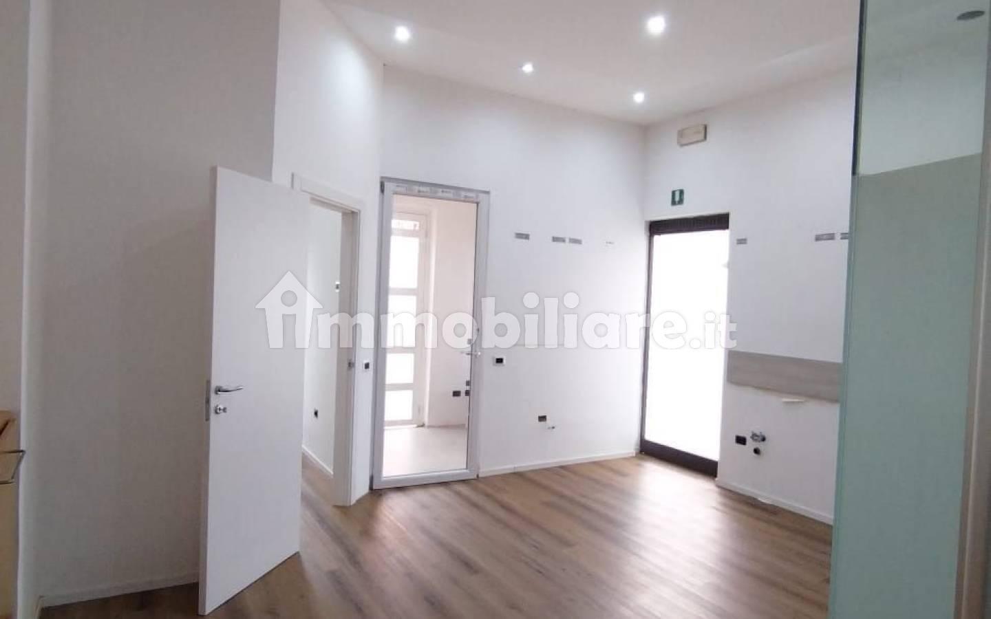 Trilocale via Risorgimento 52, Castellana, Castellana Grotte