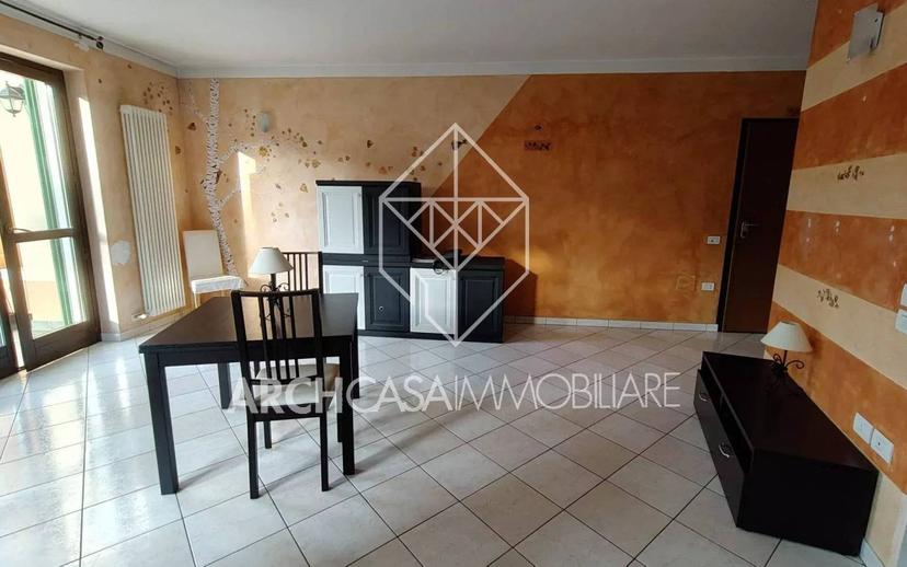 Bilocale vicolo Roncaia 13, Centro, Boves